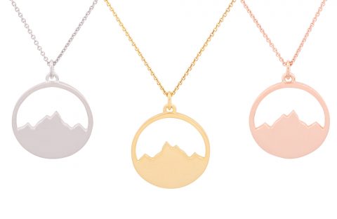 Berg Halskette Mit Holz Anhanger Bergsteiger Gebirge Wandern Alpen