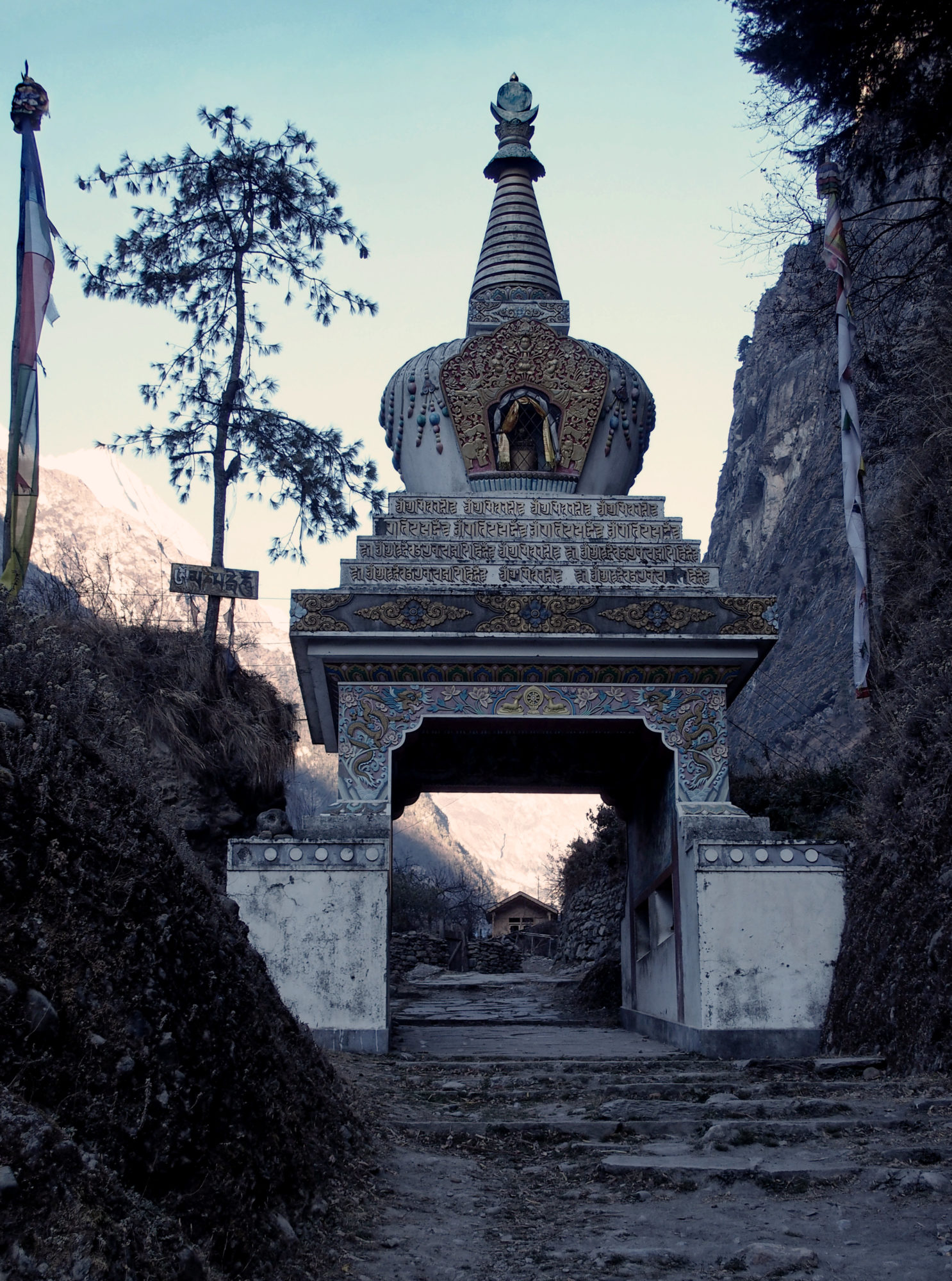 Stupa am Ausgang von Chame
