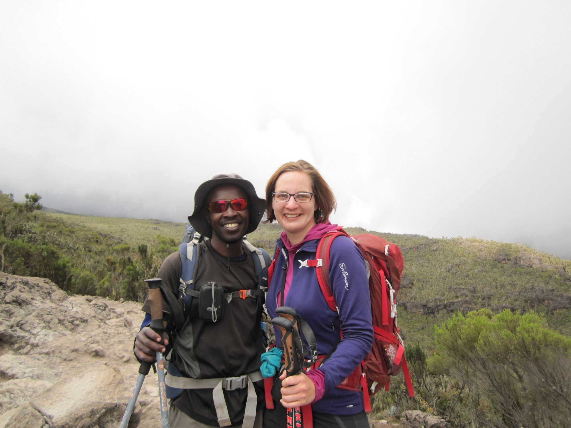 Müde Wanderer, Kilimandscharo, Kilimandscharo besteigen, Tansania, Afrika, Kilimandscharo Tour, Erfahrungsbericht, Machame Route