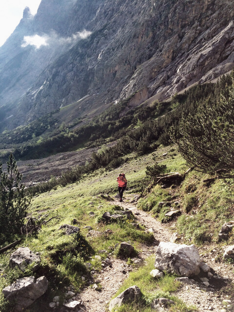 Durchs Reintal auf die Zugspitze Hüttentour Fjella