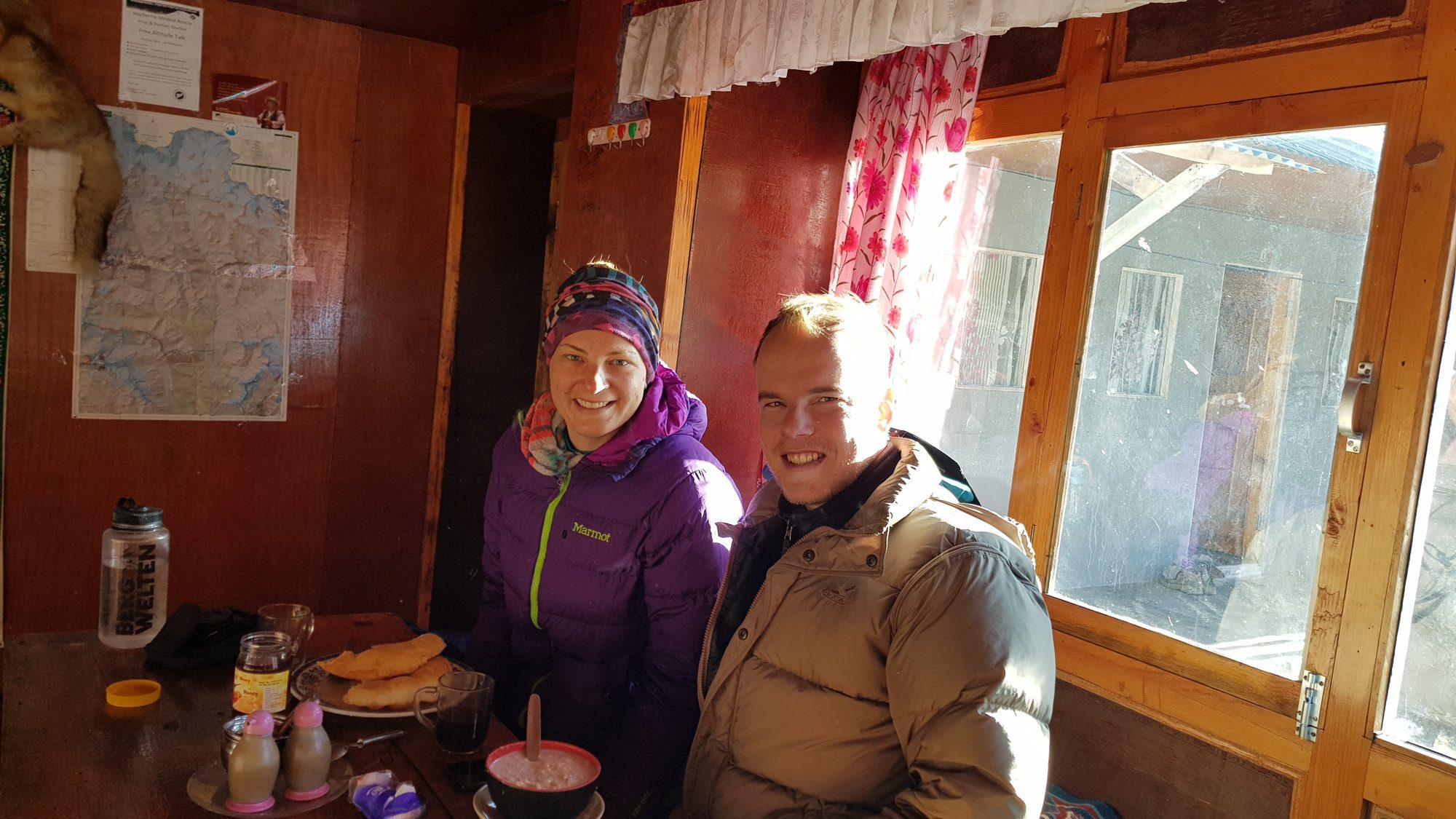 Frühstück auf dem Everest Base Camp Trek
