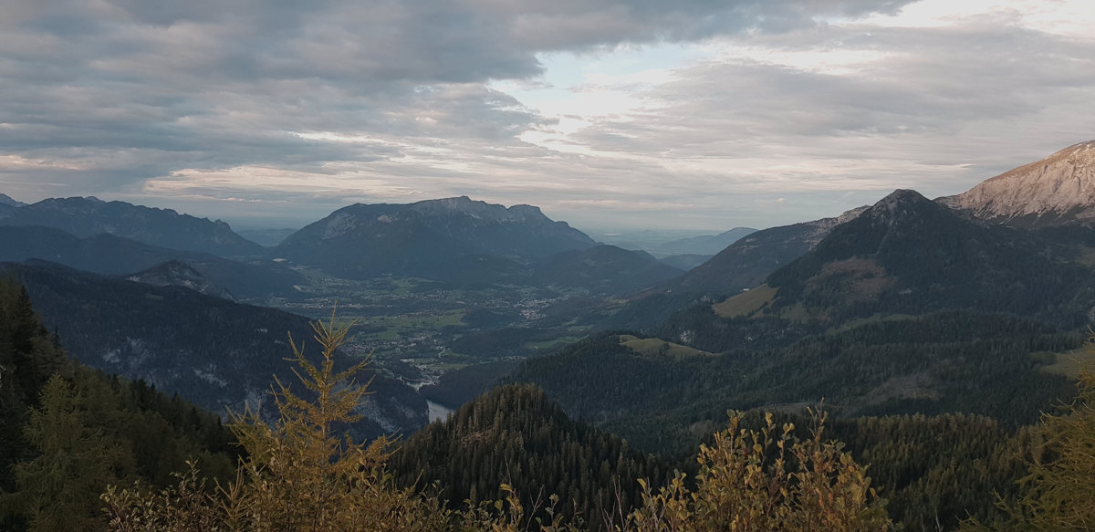 Ausblick auf Berchtesgaden und den Untersberg