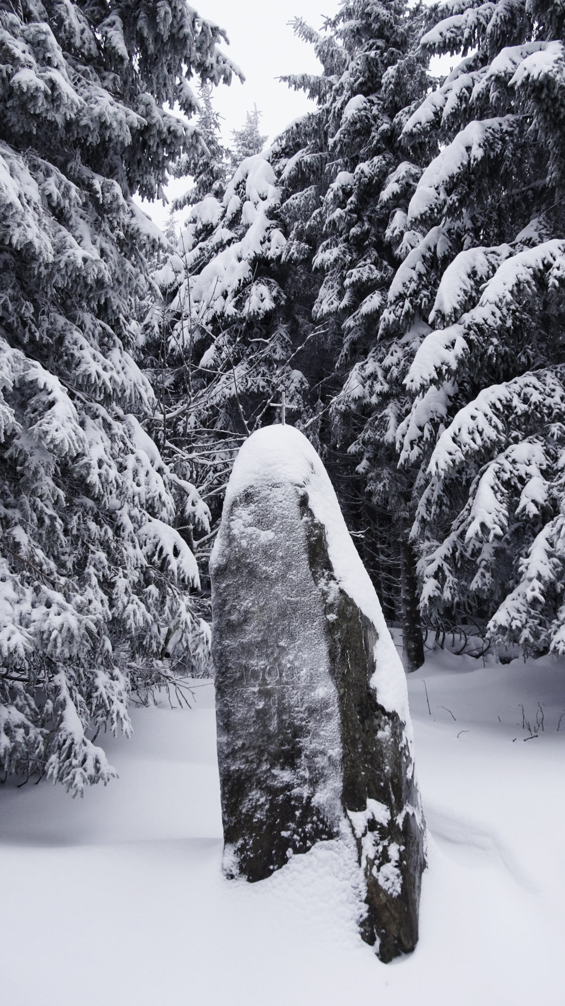 1000 Höhenmeter Markierungsstein