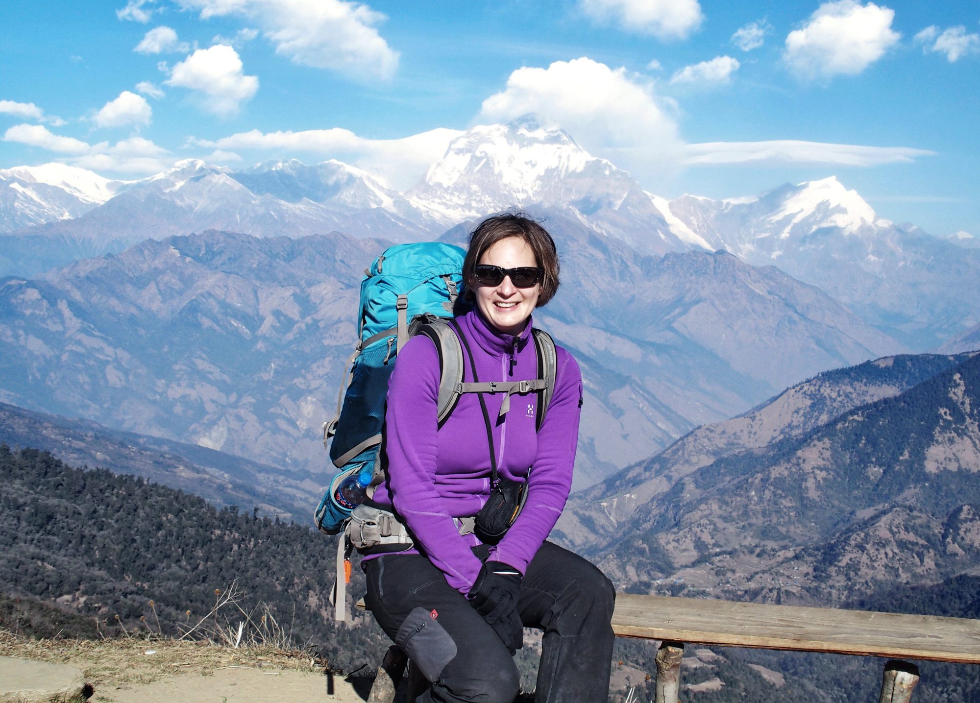 Am Deurali Pass. Sonne Berge. Nepal. Annapurna Trek