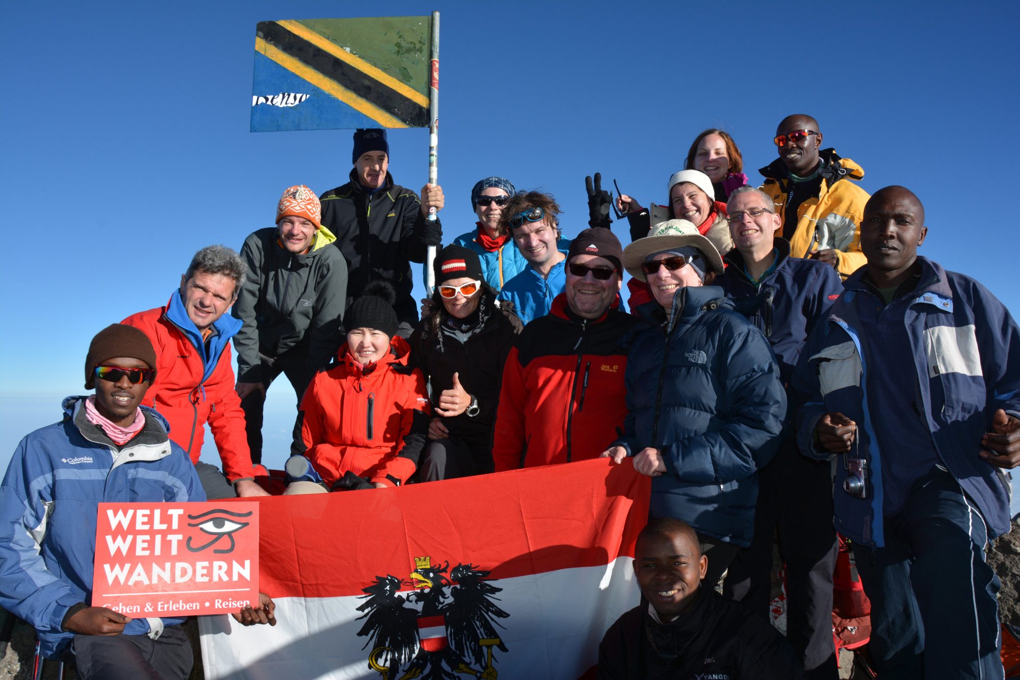 Gipfelfoto am Mount Meru, Mount Meru Besteigung, Tour, Erfahrungsbericht, Afrika, Tansania, Bergtour