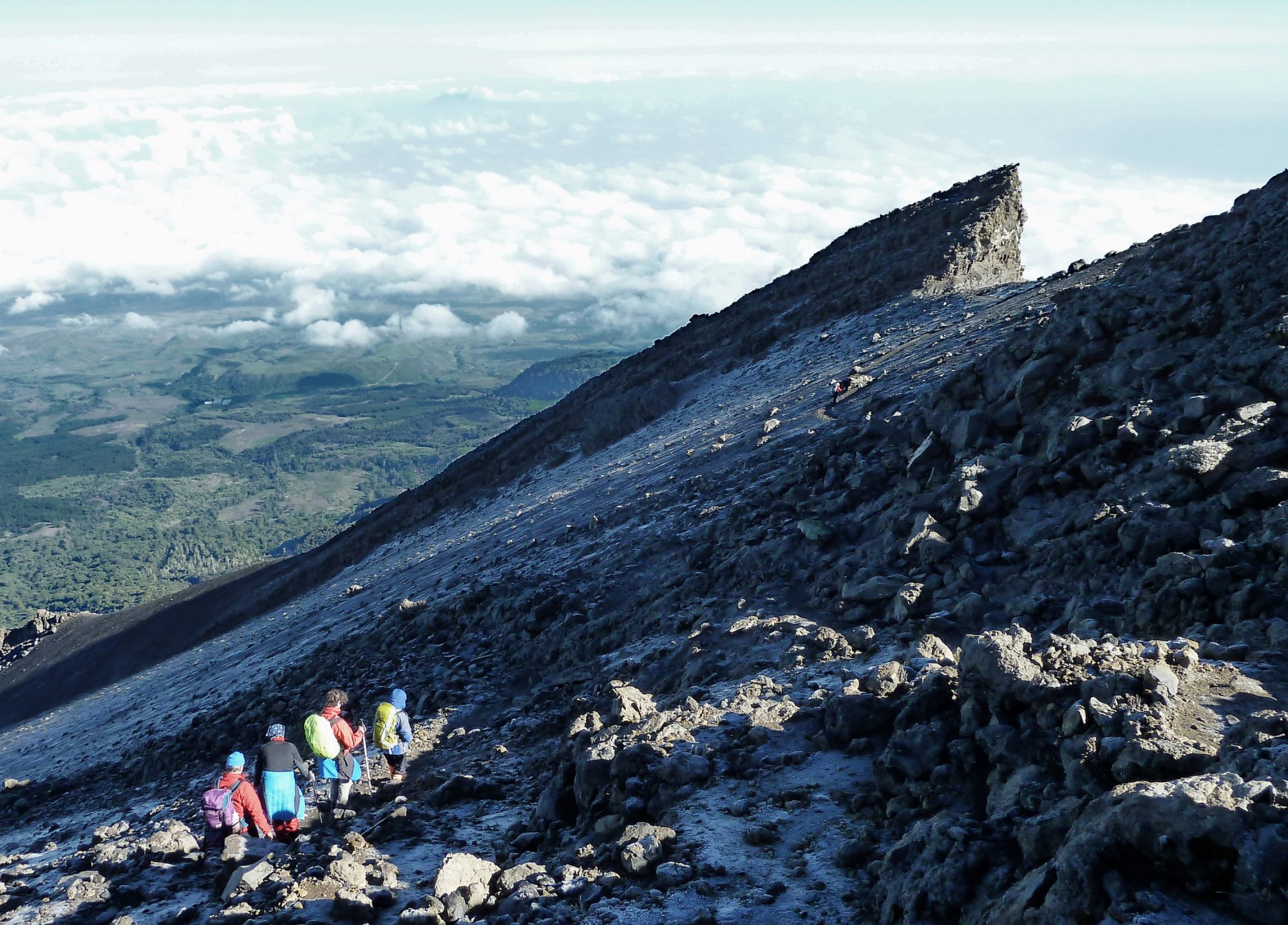 Gratwanderung am Mount Meru, Mount Meru Besteigung, Tour, Erfahrungsbericht, Afrika, Tansania, Bergtour