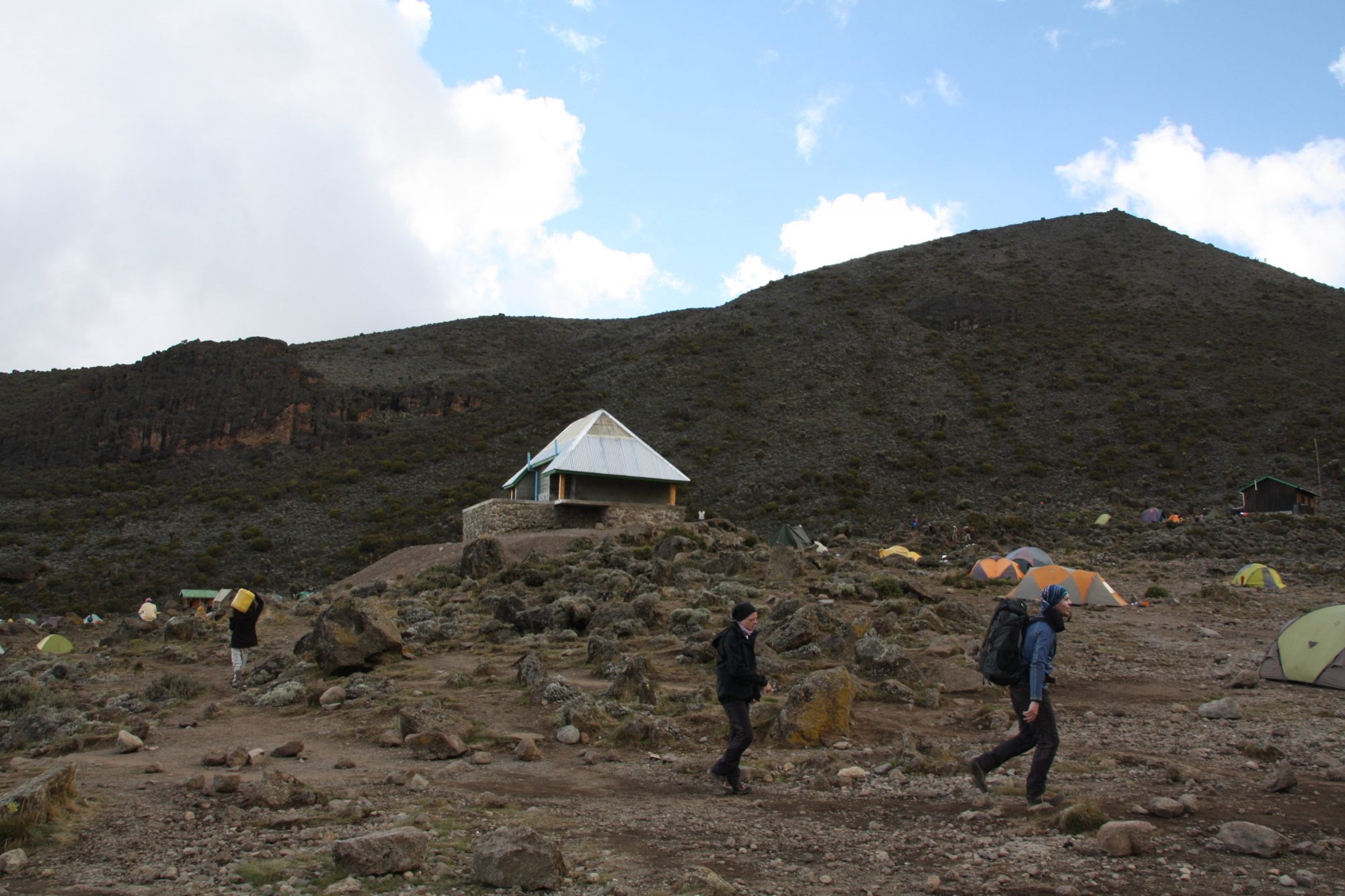 Barranco Camp, Toilettenhaus, Kilimandscharo, Kilimandscharo besteigen, Tansania, Afrika, Kilimandscharo Tour, Erfahrungsbericht, Machame Route