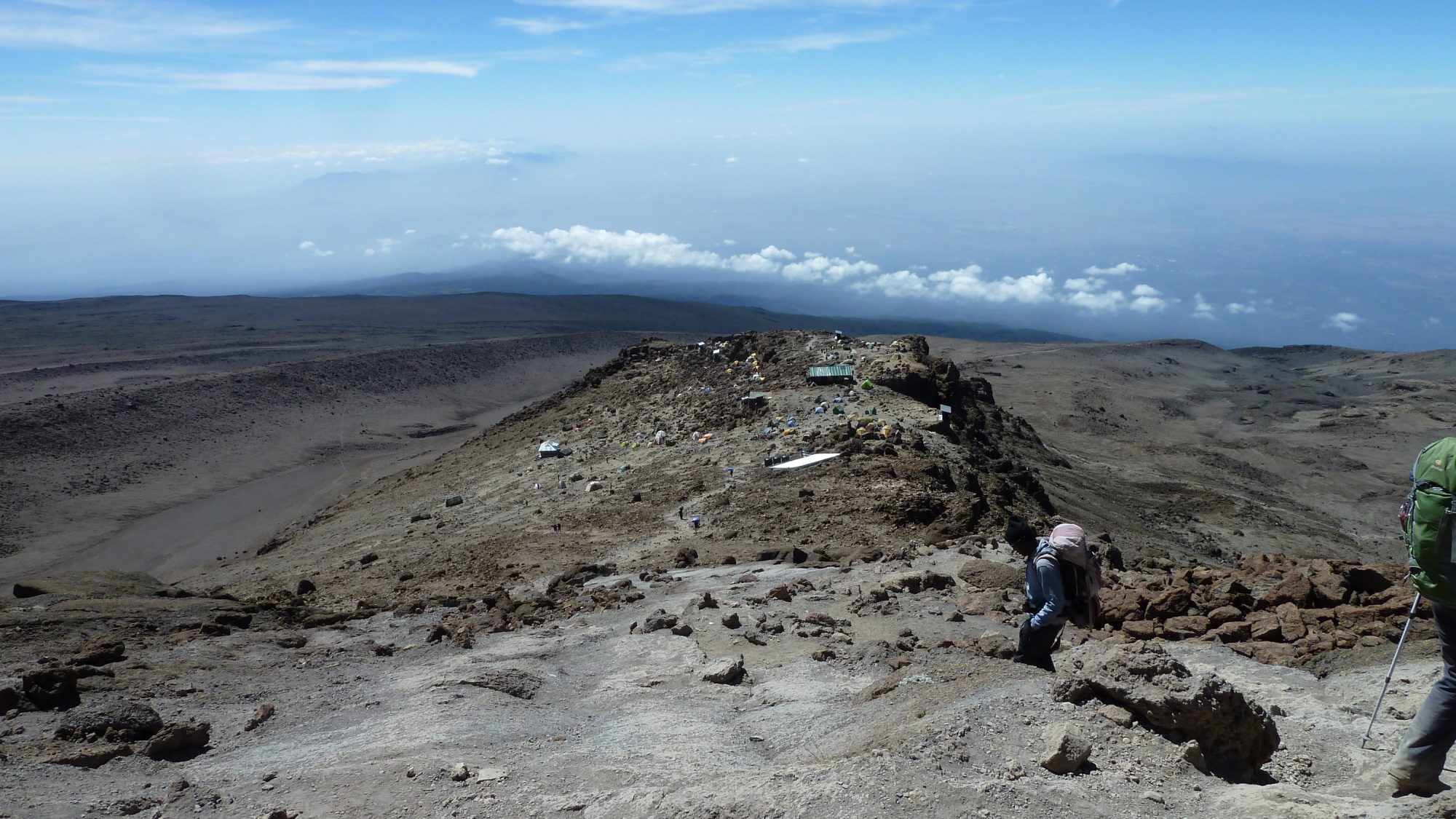 Abstieg zum Barafu Camp, Kilimandscharo, Kilimandscharo besteigen, Tansania, Afrika, Kilimandscharo Tour, Erfahrungsbericht, Machame Route