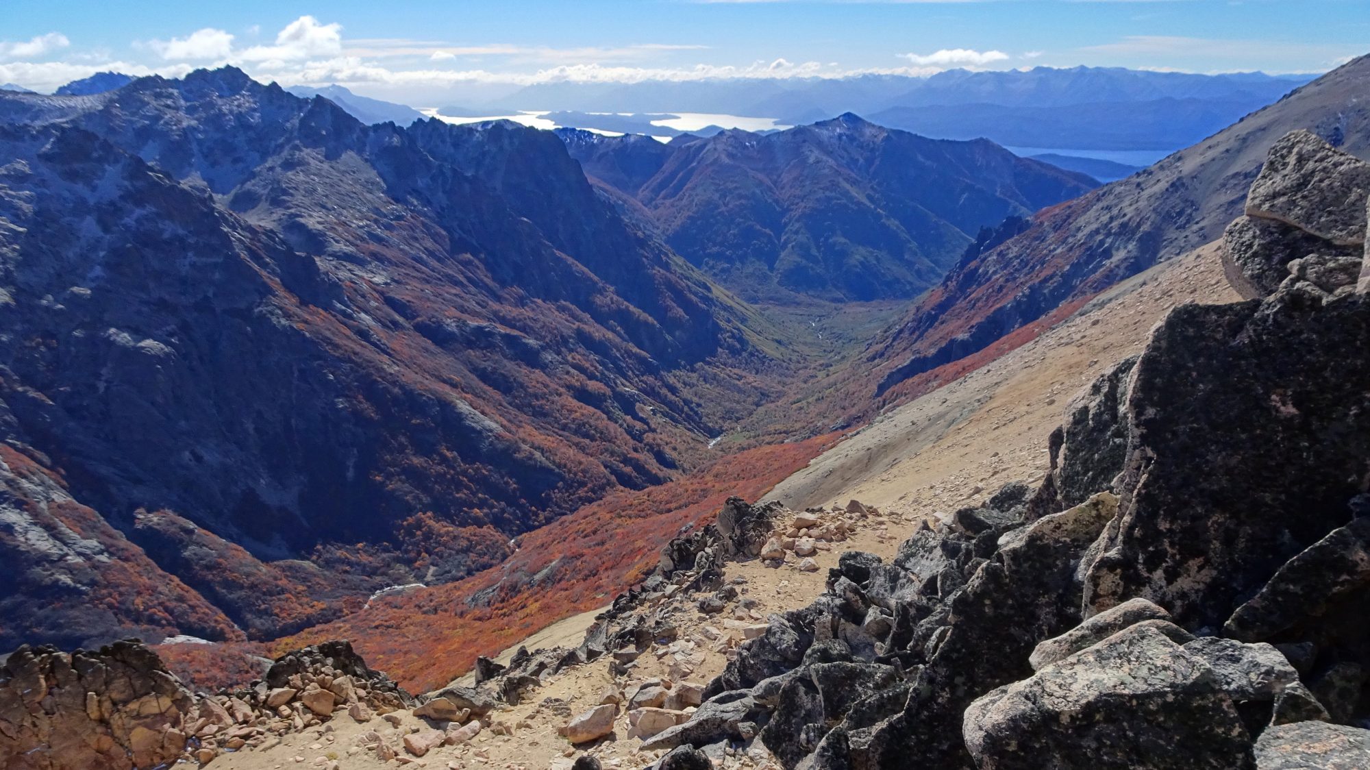 Fjella Bariloche Nahuel-Huapi Traverse Wanderung Wanderroute Catedral Refugio Frey Jacob Patagonien Argentinische Schweiz Ausblick