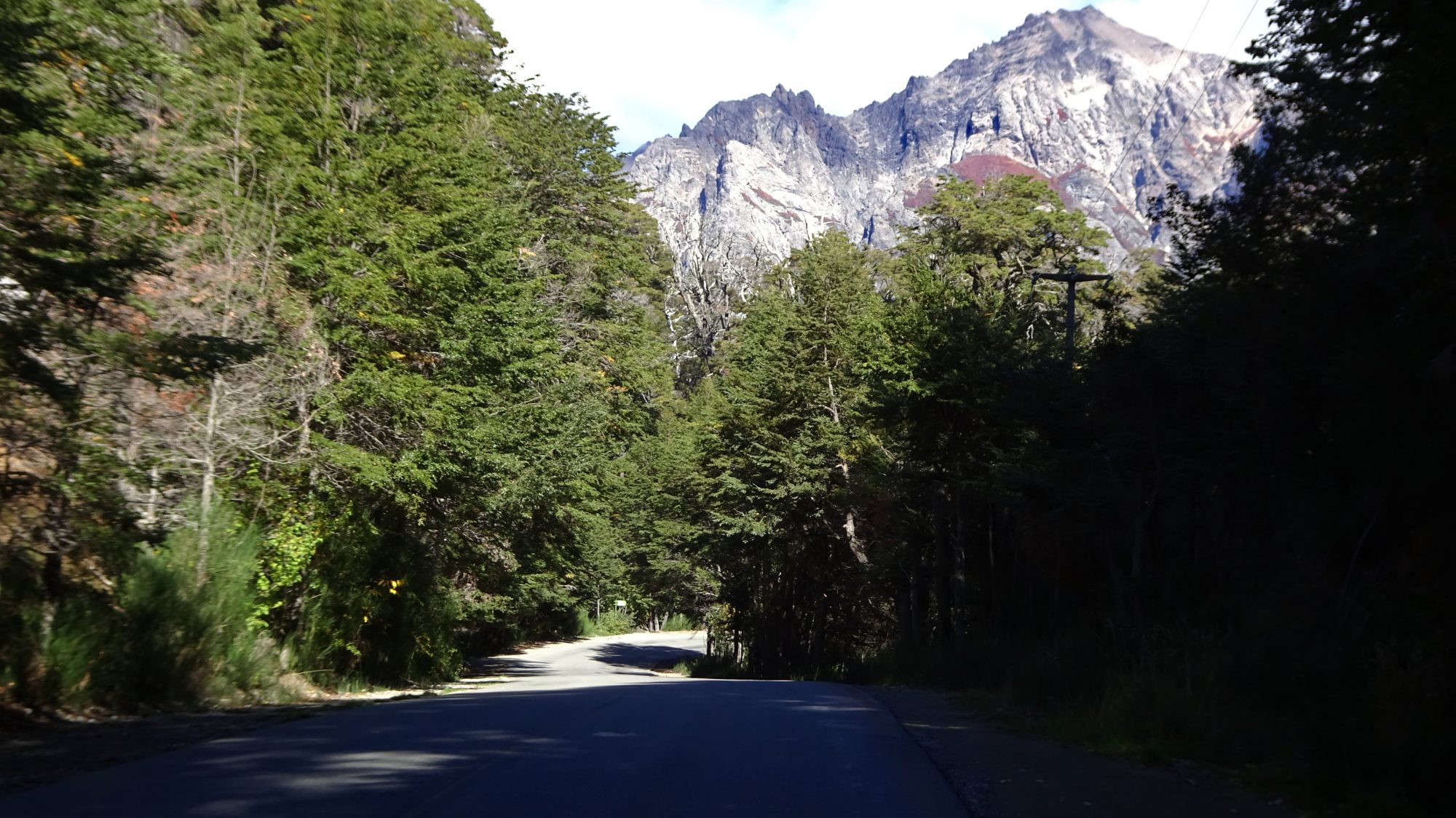 Fjella Bariloche Straße Fahrradtour Ausflug Circuito Chico Fahrrad Patagonien Argentinische Schweiz