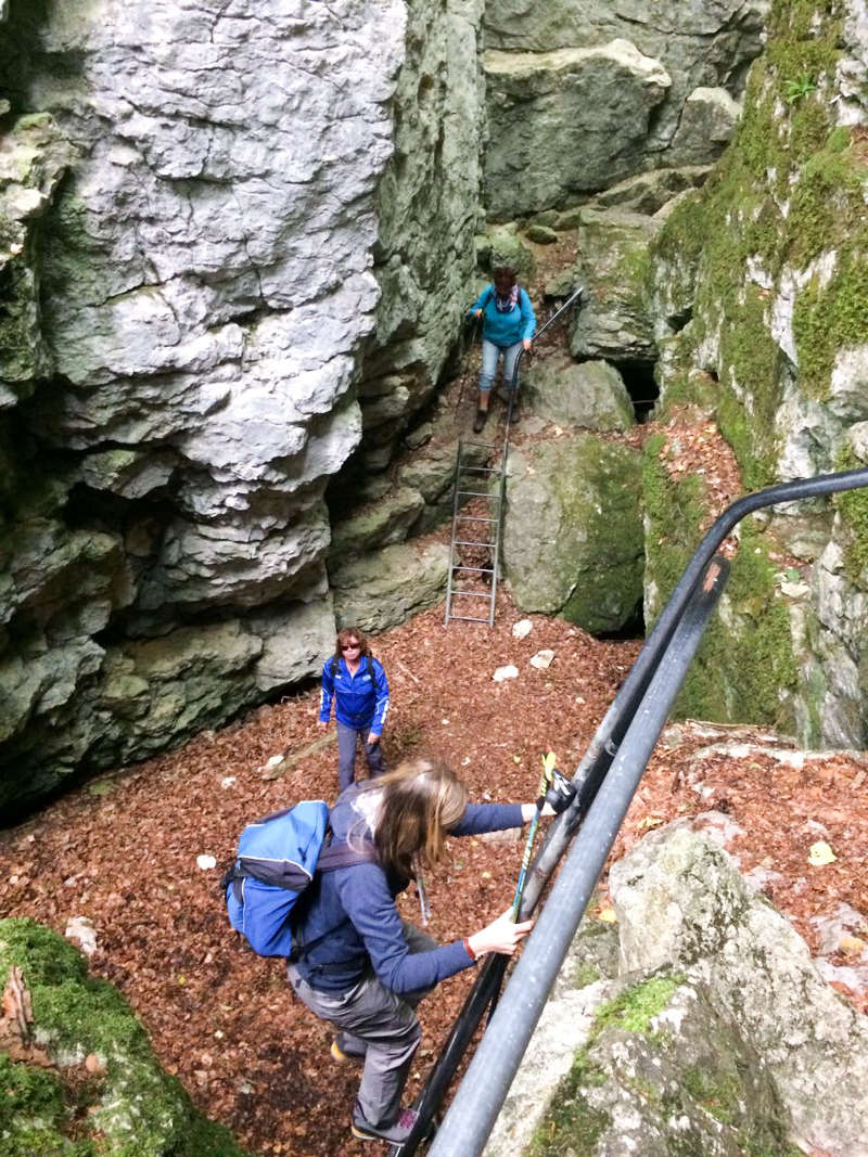 Schwäbische Alb, Rundwanderung, Gestütshof St. Johann, Höllenlöcher, Baden Württemberg