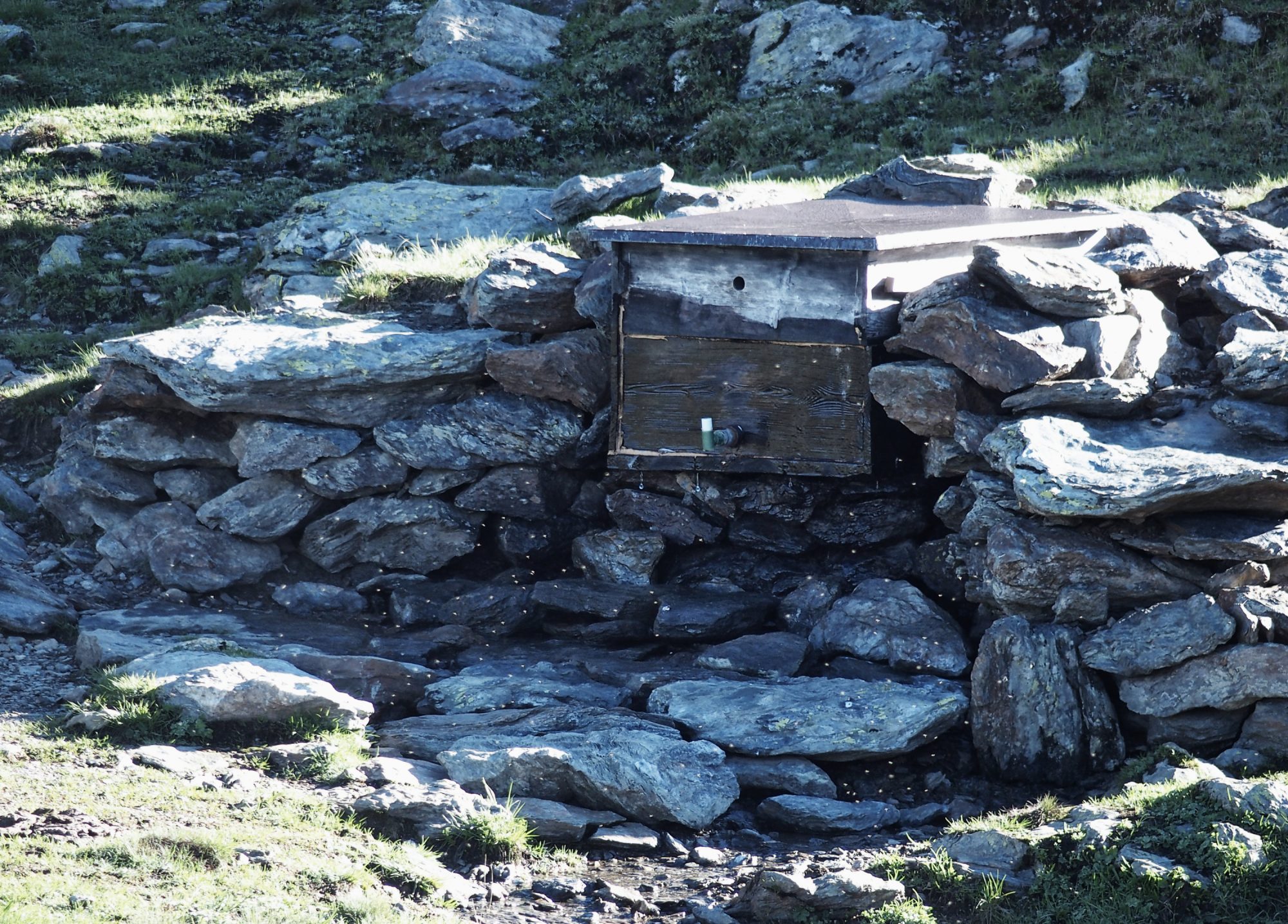 Badezimmer, In 10 Schritten fit fürs Hüttenleben, Tipps Hüttentour, Tipps Hüttenübernachtung, Alpenüberquerung, Alpenvereinshütte, Übernachtung Hütte