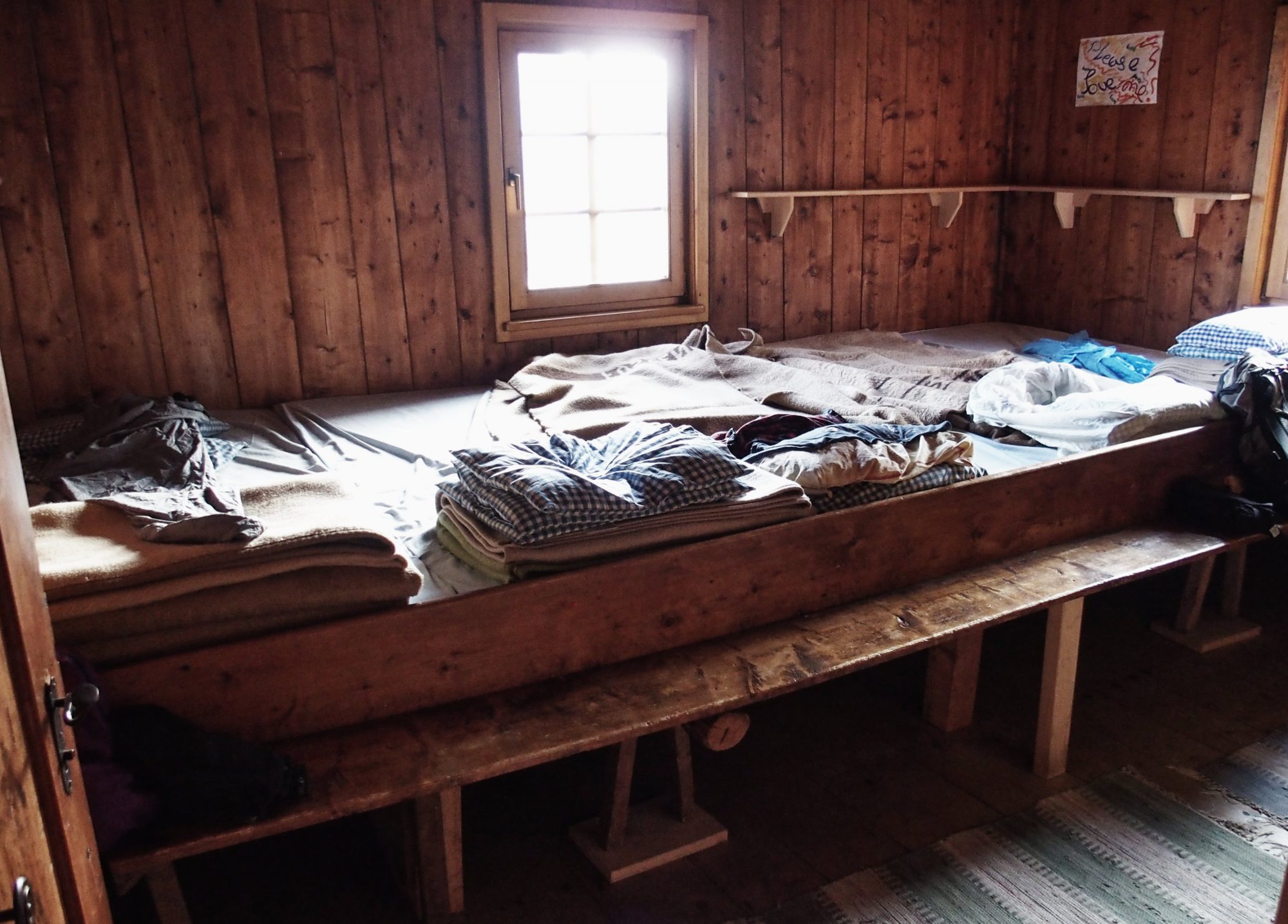 Lager, In 10 Schritten fit fürs Hüttenleben, Tipps Hüttentour, Tipps Hüttenübernachtung, Alpenüberquerung, Alpenvereinshütte, Übernachtung Hütte