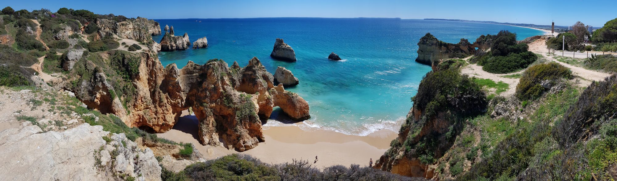 Praia dos Três Irmãos, Portugal