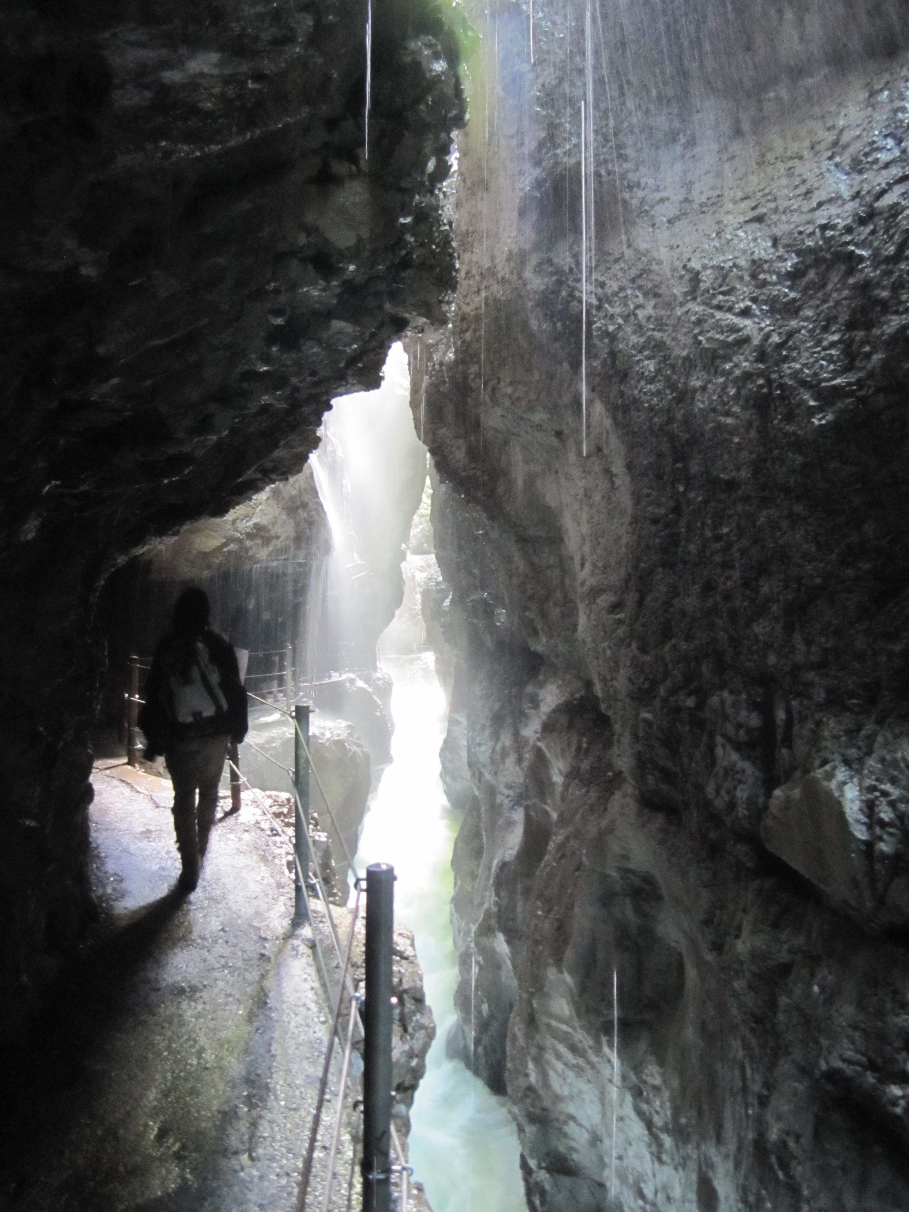 In der Partnachklamm, Durchs Reintal auf die Zugspitze Hüttentour Fjella