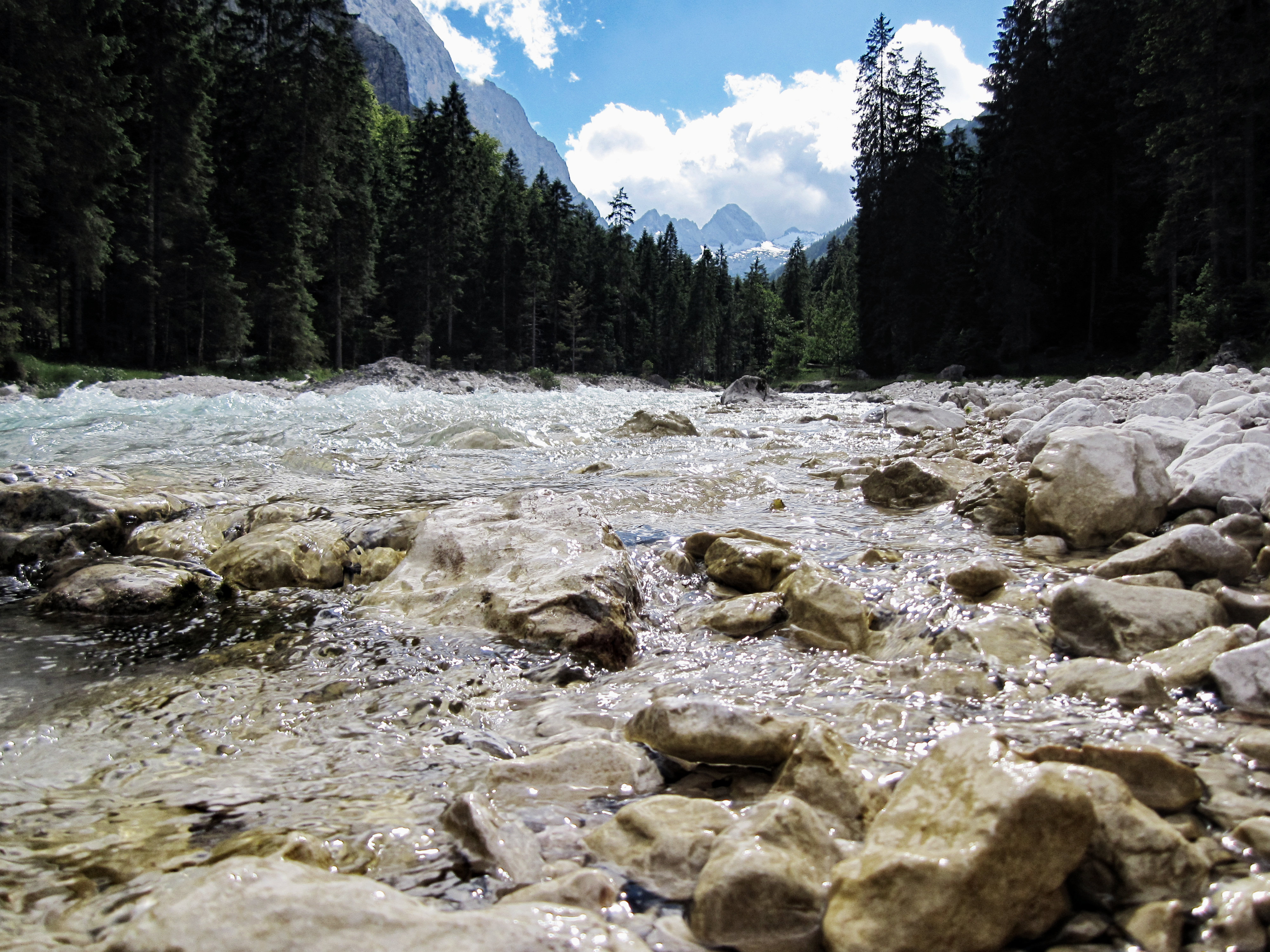 Partnach, Durchs Reintal auf die Zugspitze Hüttentour Fjella