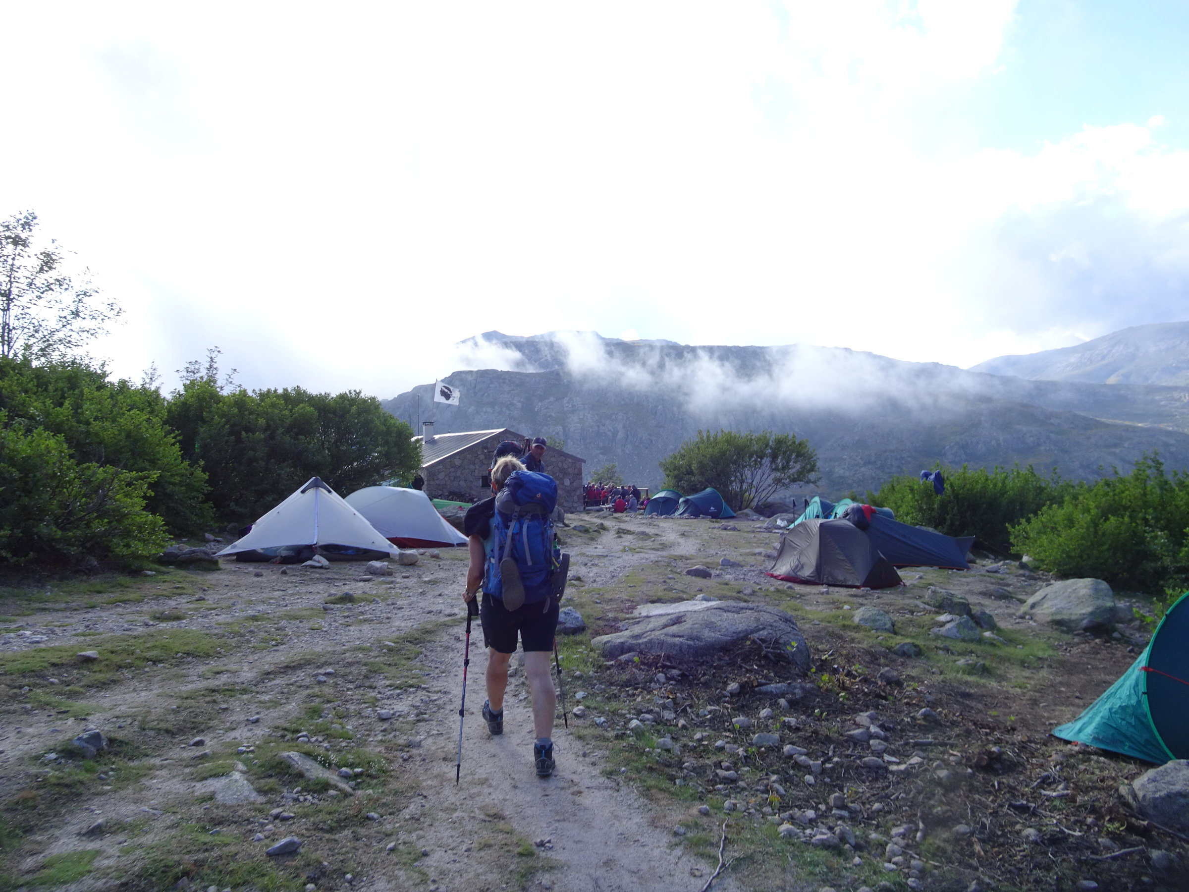 Angekommen in der Manganu Hütte, Korsika, GR20 Weitwanderweg, Wandern, Berge, Frankreich