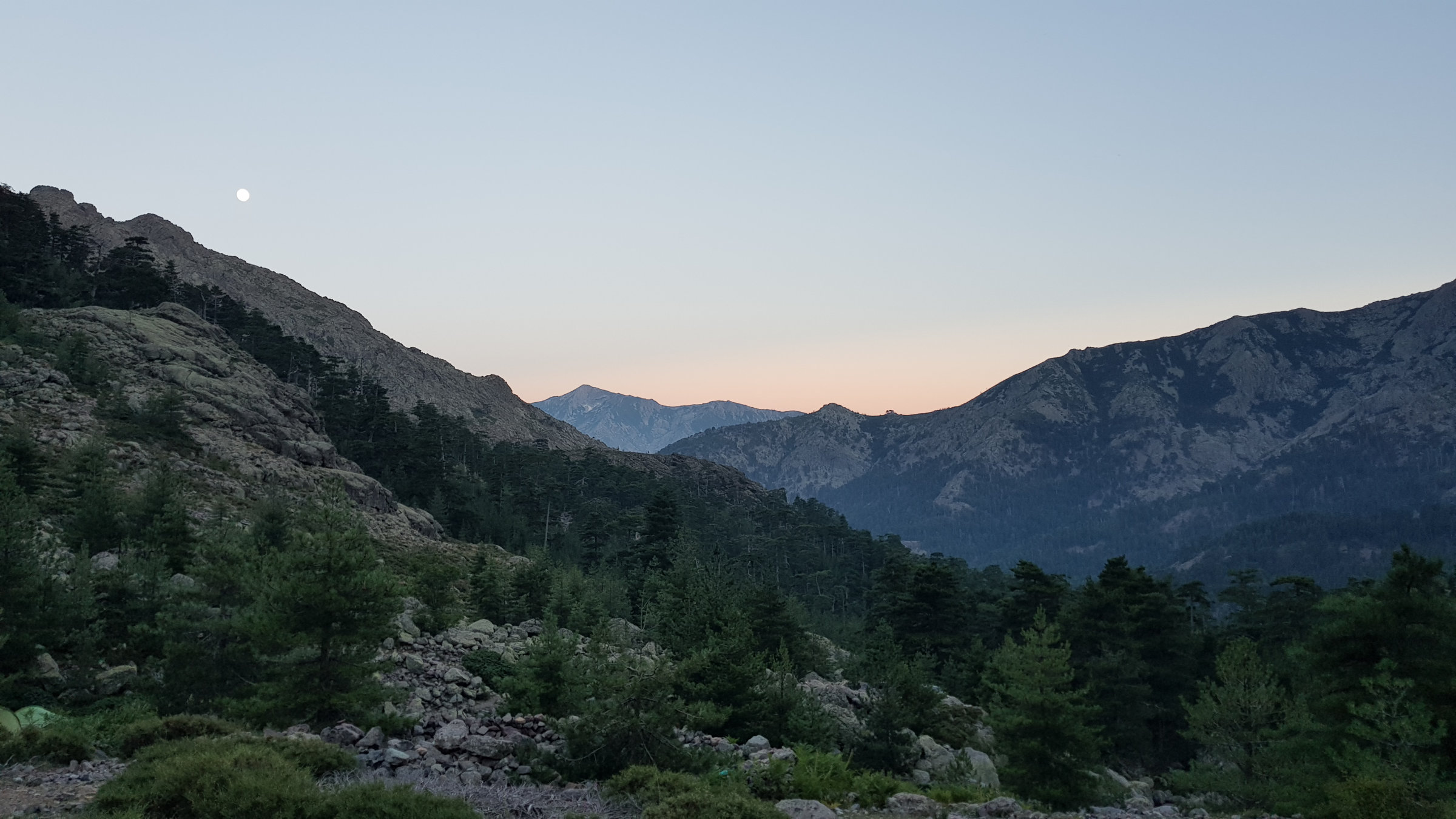 Sonnenuntergang an der Bergerie Ballone, Korsika, GR20 Weitwanderweg, Wandern, Berge, Frankreich