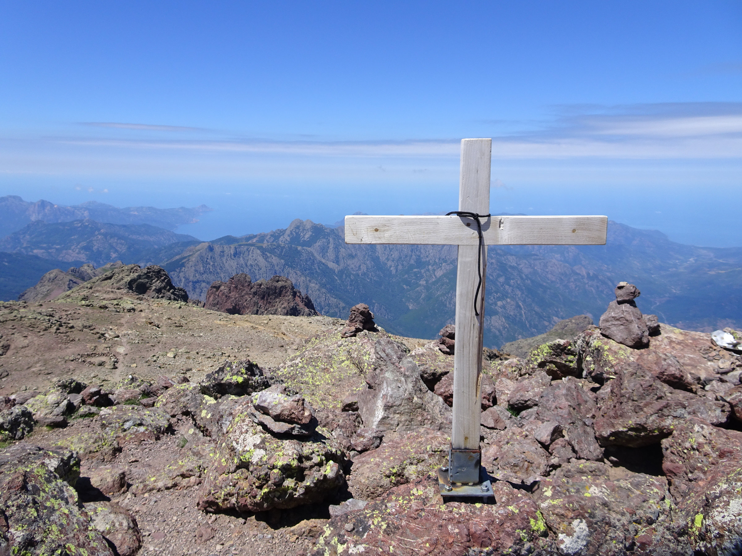 Gipfelglück auf der Paglia Orba, Korsika, GR20 Weitwanderweg, Wandern, Berge, Frankreich