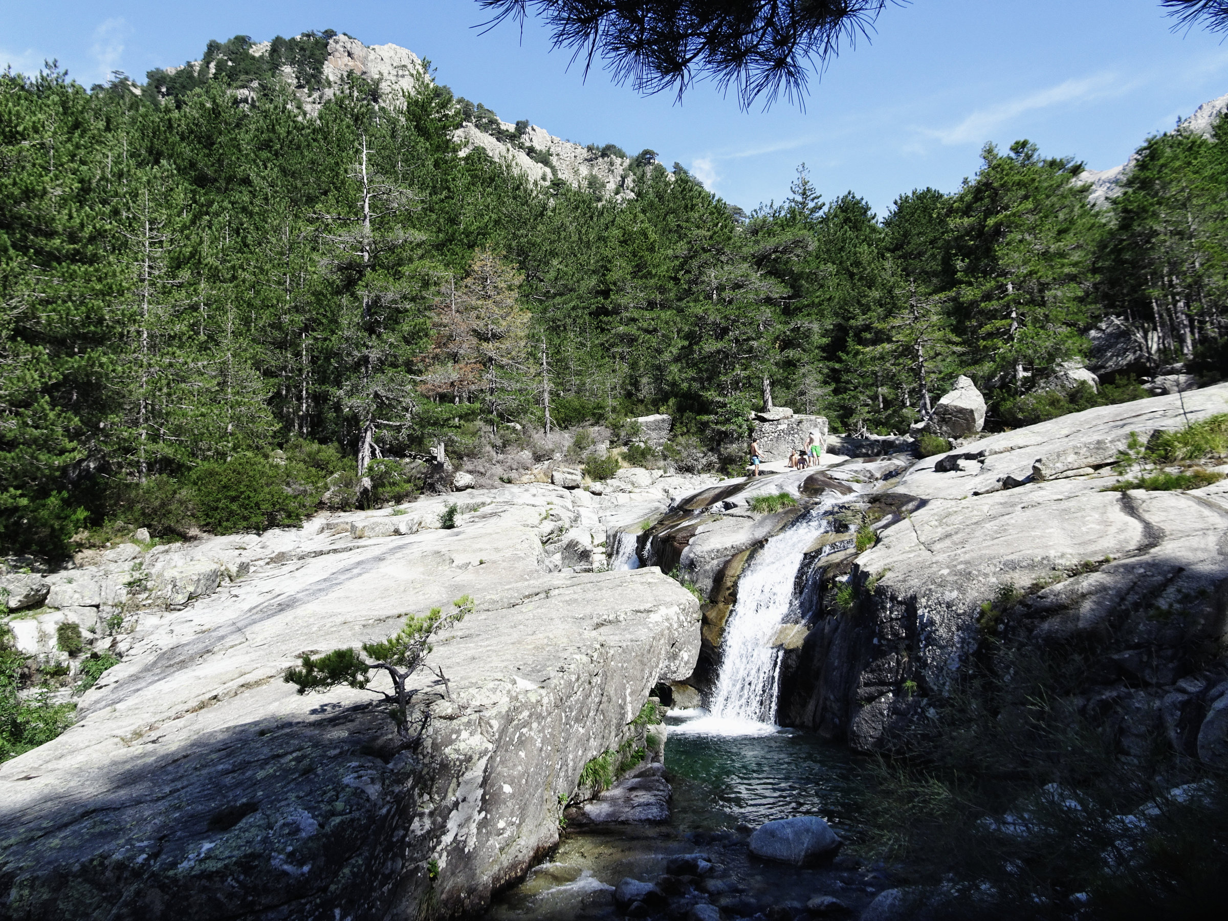 Wasserrutschen und Badegumpen, Korsika, GR20 Weitwanderweg, Wandern, Berge, Frankreich