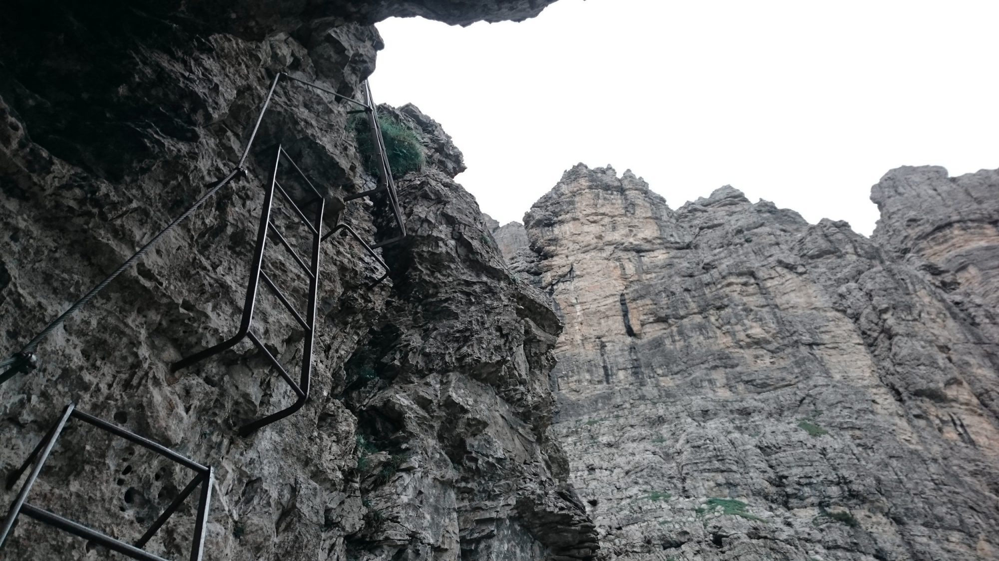 Schiara Klettersteig, Alpenüberquerung Traumpfad Venedig-München Weitwanderung