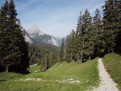 Hüttenwanderung Zugspitze durchs Reintal