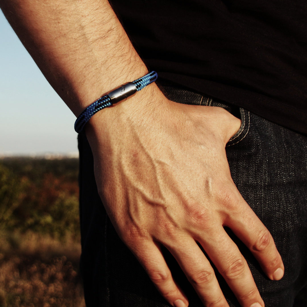 Bergseil Armband Einfachseil Steinbock Model (1) Bergseil Armband Einfachseil Steinbock Model