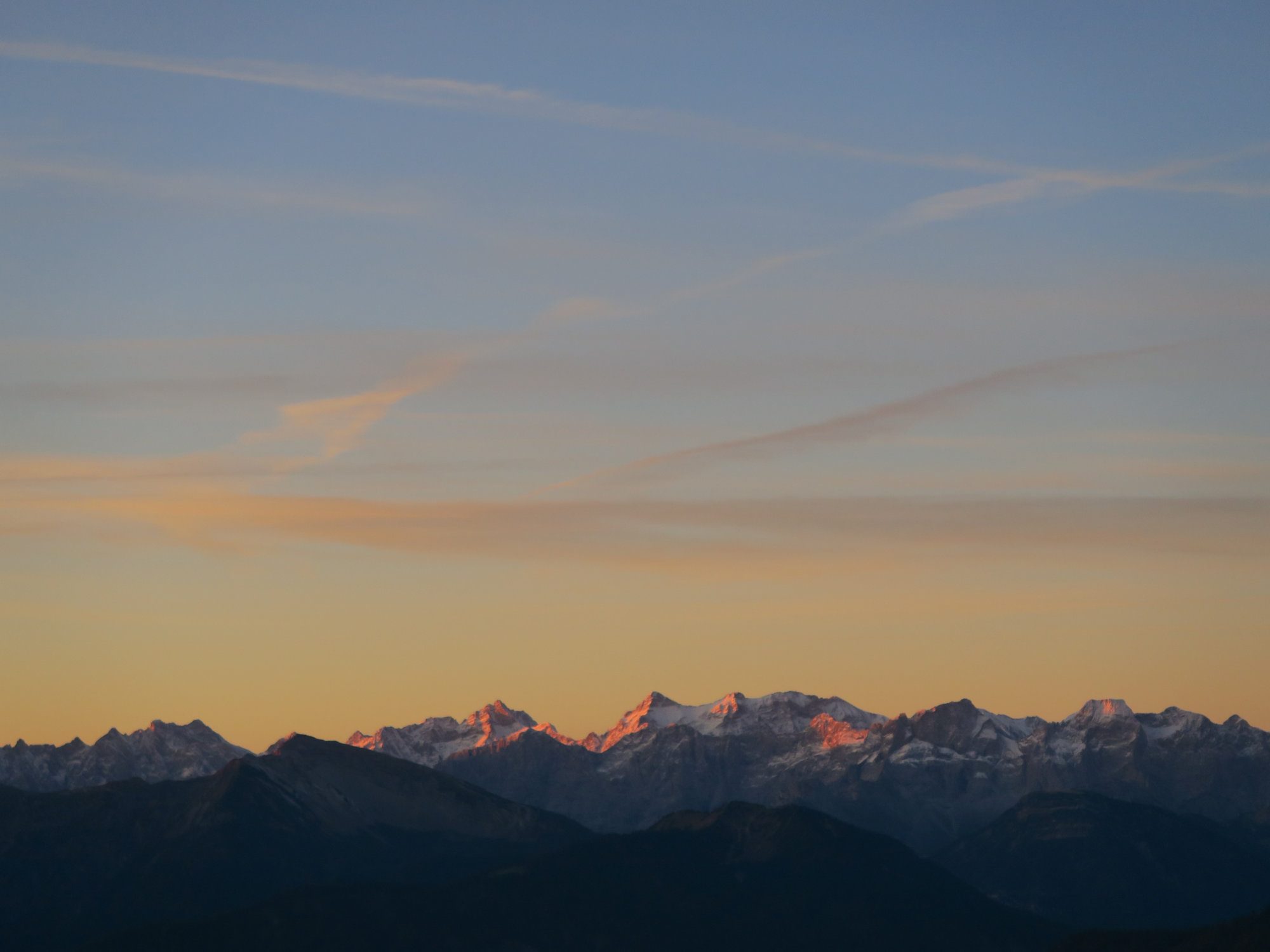 Alpenglühen bei der Herbstwanderung Brauneck Fjella