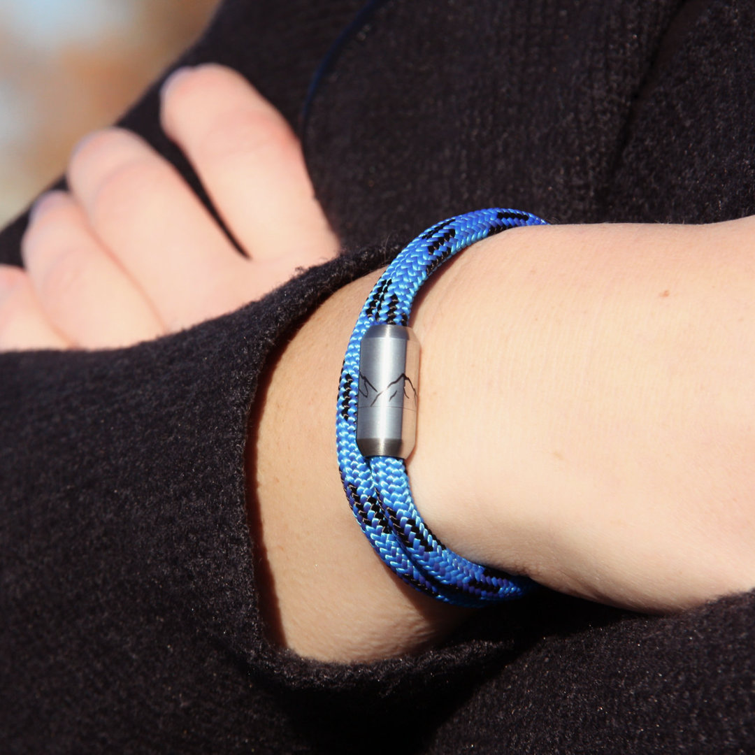 Bergseil Armband Doppelseil Steinbock Model Webseite 2020 Bergseil Armband Doppelseil Steinbock Model Webseite 2020