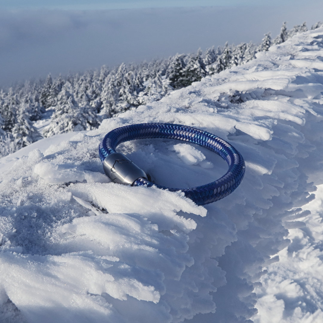 Bergseil Armband Einfachseil Gletscherfloh Model (2) Bergseil Armband Einfachseil Gletscherfloh Winter