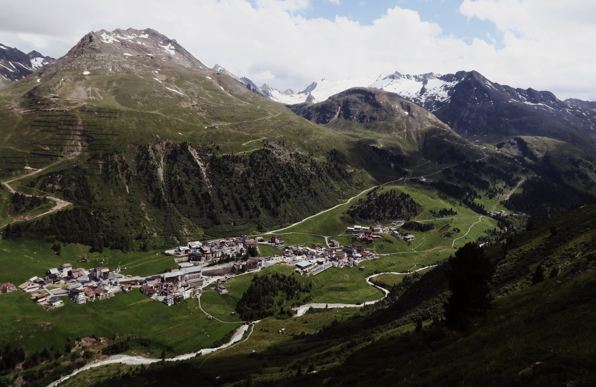 Blick auf Sölden, Wandertour Seenplatte, Wandern im Ötztal, Wandertour Ötztal, Ötztaler Alpen, Bergwandern, Tirol, Lenzenalm, Nedersee, Sohmsee