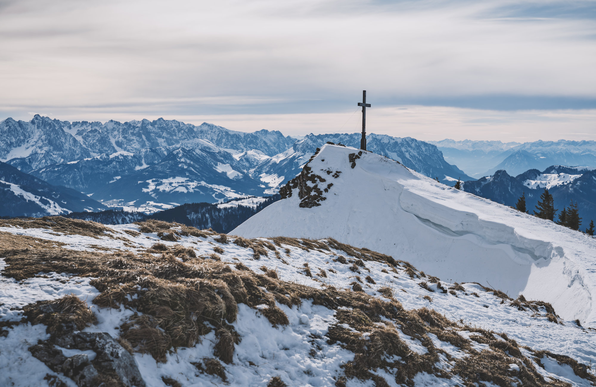 Hochgern, Wandern im Frühling