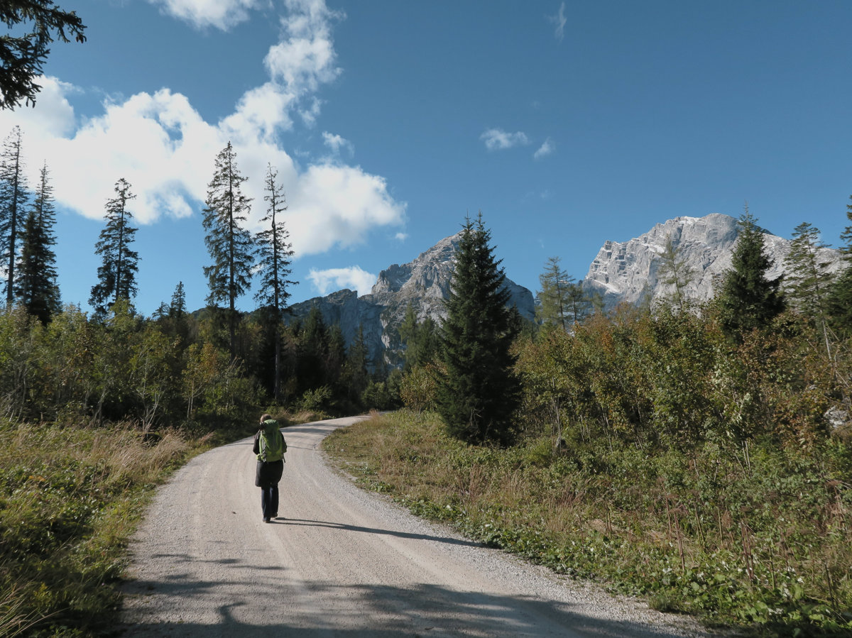 Aufstieg zur Kührointhütte mit Blick auf den Watzmann