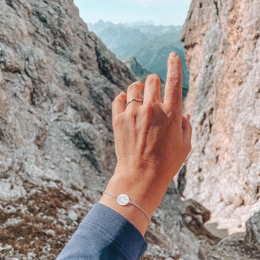 Armband Ring Südtirol Göden 2022-03 Webseite Wanderlust Armband Gipfelring Dolomiten Langkofel Südtirol